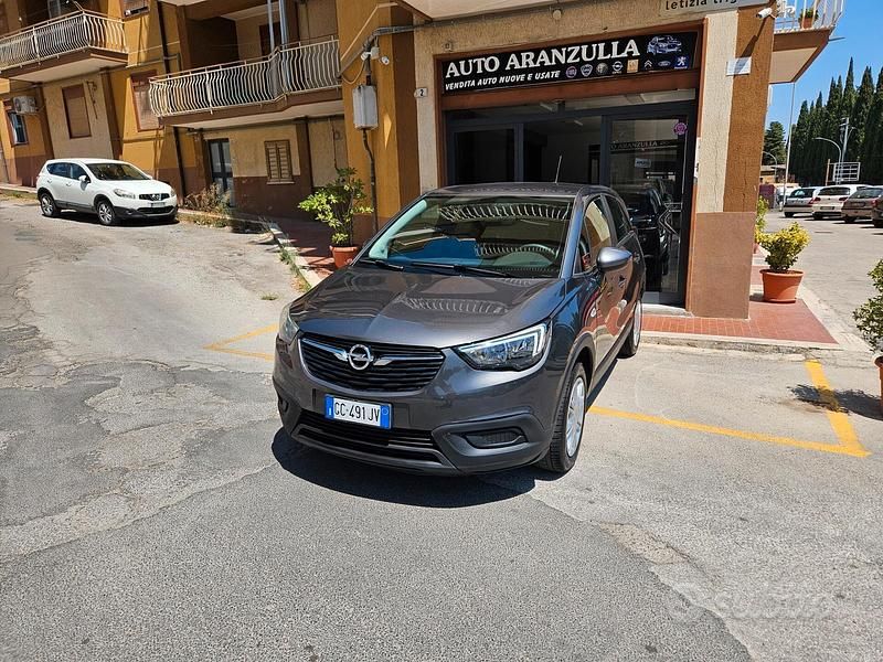 Usata Opel Crossland X 102 CV (75 kW) 2020 Grigio SUV