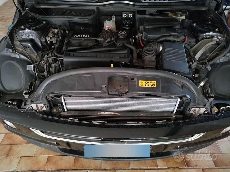 Usata Mini ONE 90 CV (66 kW) 2003 Nero Utilitaria