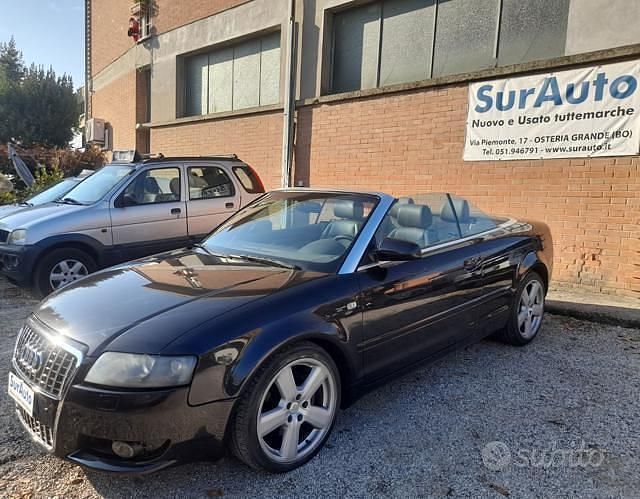 Usata Audi A4 Cabriolet 163 CV (119 kW) 2003 Nero(met.) Cabrio