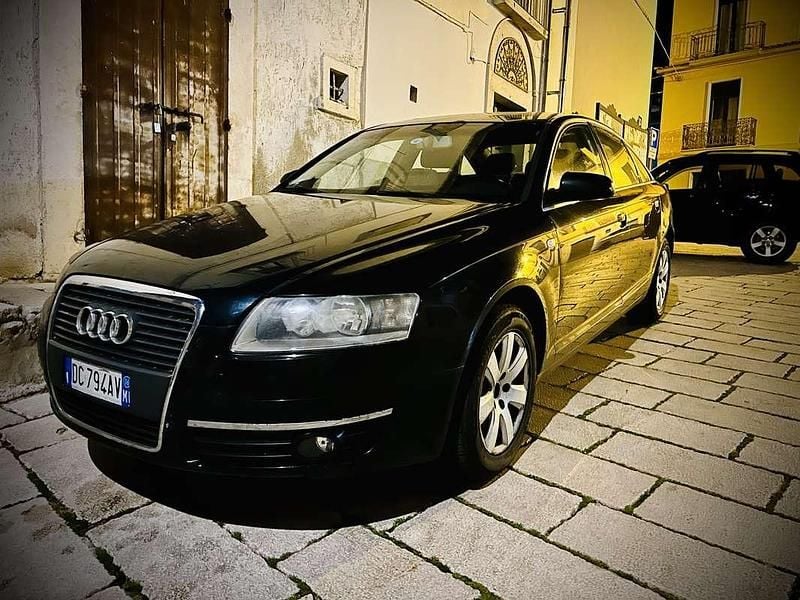 Usata 2006 Audi A6 Premium Tre volumi | 1500 € (Super prezzo) - Immagine 1/4