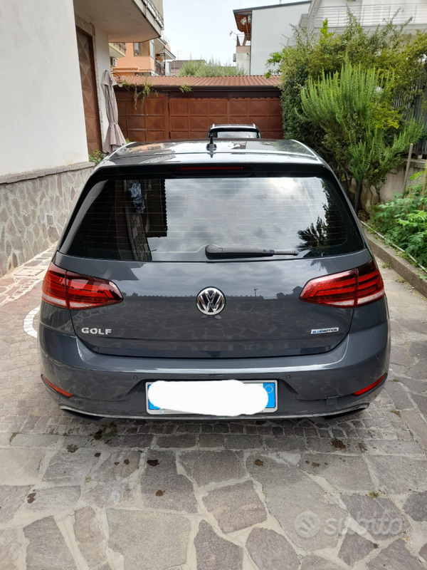 Usato 2020 VW Golf 1.5 CNG_Hybrid 131 CV (16.900 €)
