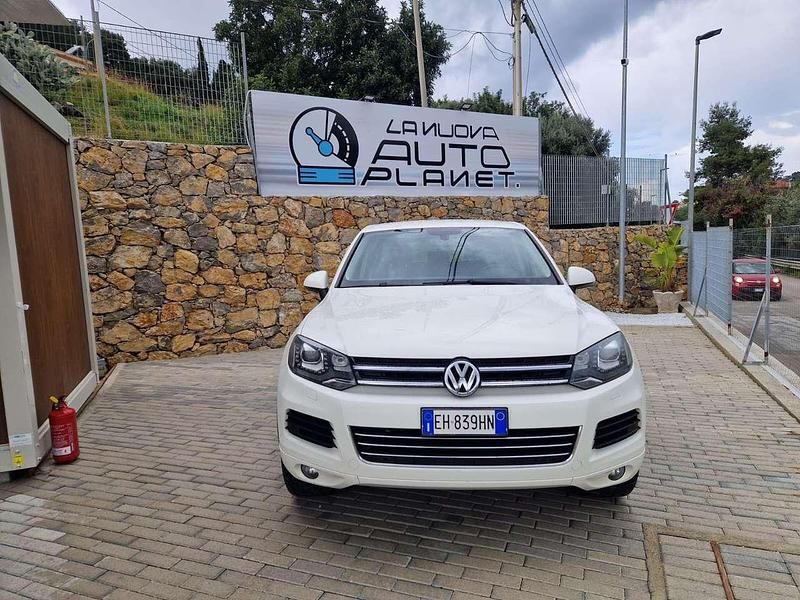 Usata VW Touareg Executive 245 CV (180 kW) 2012 Bianco SUV