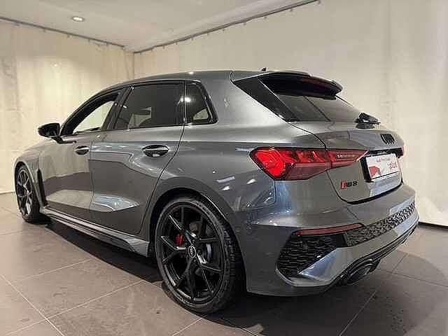 Usata Audi RS3 Ambiente 400 CV (294 kW) 2024 Grigio Berlina