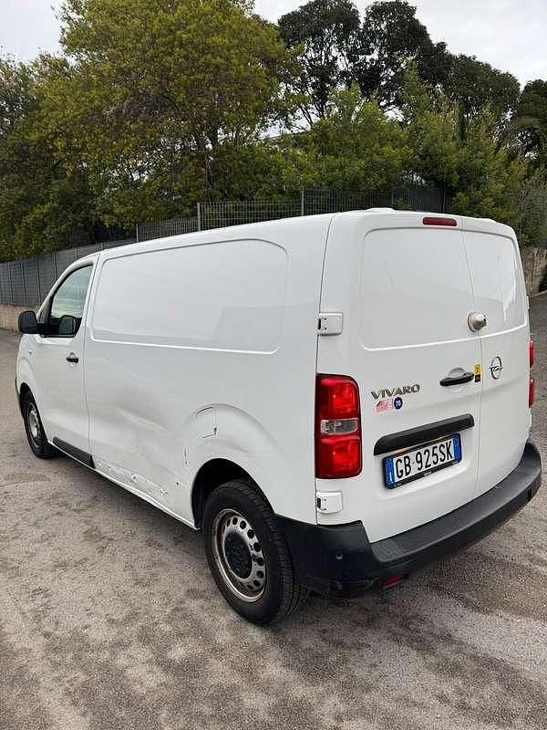 Usata Opel Vivaro-e Combi 122 CV (89 kW) 2020 Bianco Monovolume