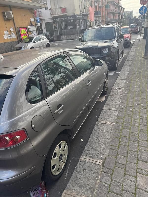 Usata Seat Ibiza 2002 Grigio Utilitaria