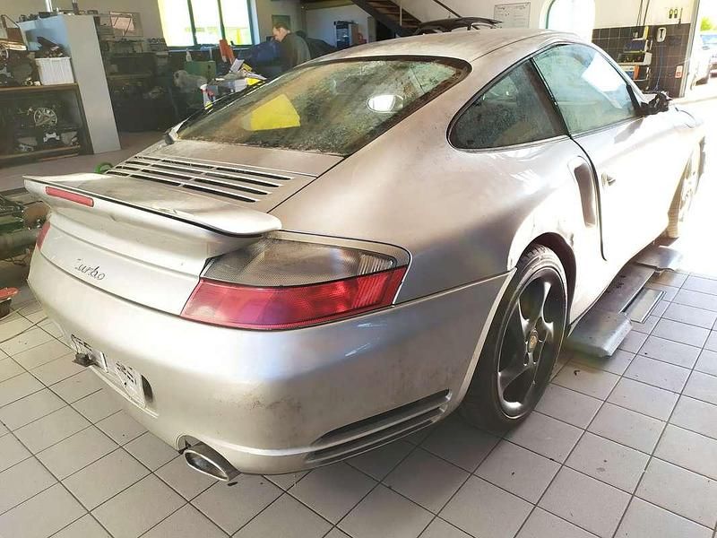 Usata Porsche 911 Turbo 450 CV (330 kW) 2003 Argento Coupé