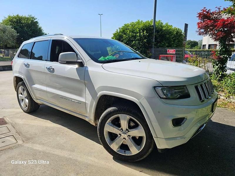 Usata Jeep Grand Cherokee Overland 250 CV (183 kW) 2014 Bianco SUV