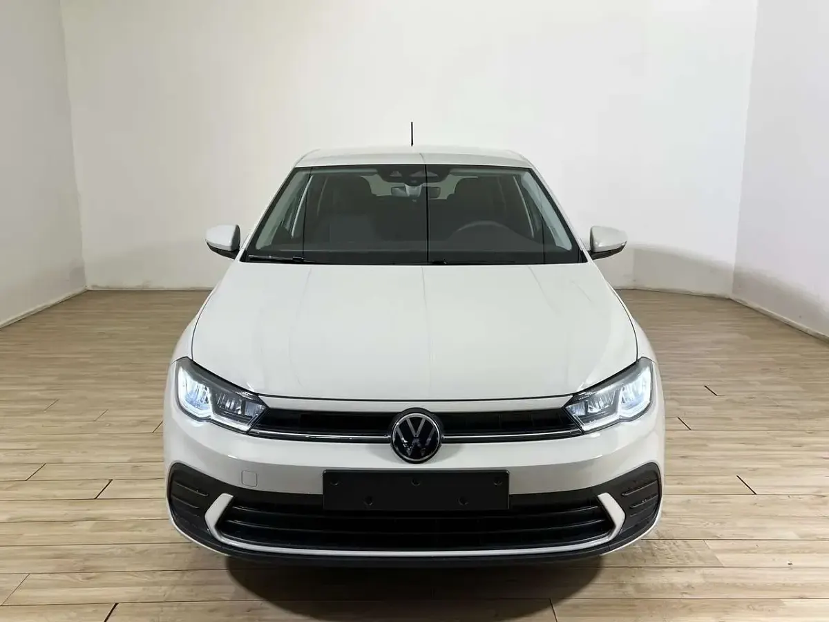 Nuova VW Polo 80 CV (58 kW) 2026 Grigio Utilitaria