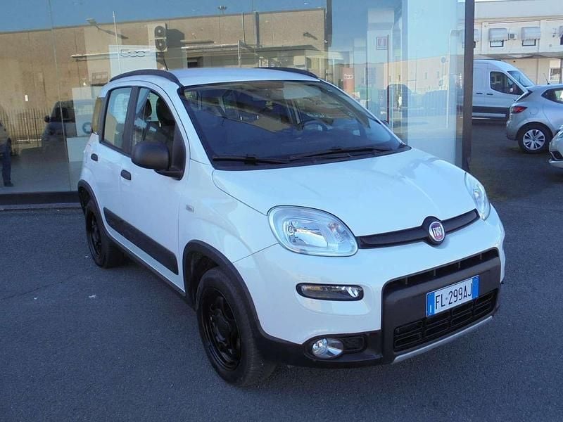 Usata Fiat Panda 4x4 S 86 CV (63 kW) 2017 Bianco Utilitaria
