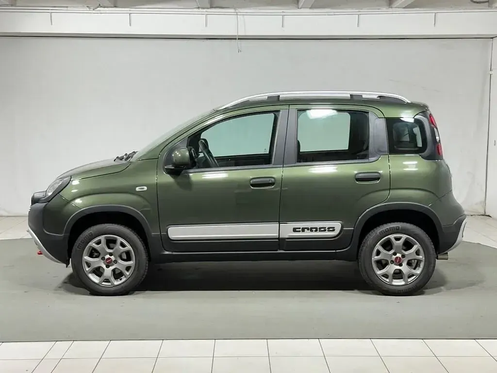 Usata Fiat Panda Cross Cross 85 CV (62 kW) 2021 Verde Utilitaria