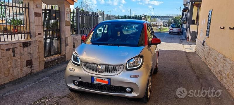 Usata Smart ForTwo Coupé Passion 71 CV (52 kW) 2017 Utilitaria