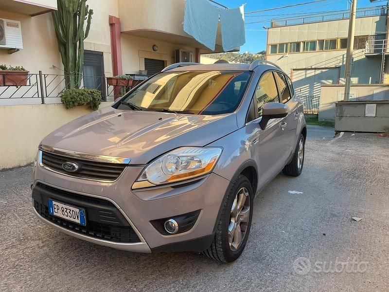 Usata Ford Kuga 163 CV (119 kW) 2012 SUV