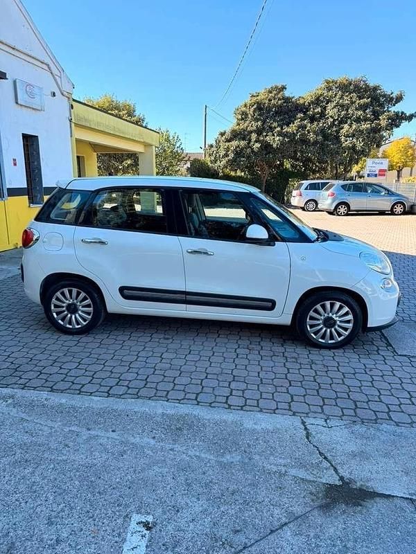Usata Fiat 500L Lounge 85 CV (62 kW) 2014 Bianco Monovolume