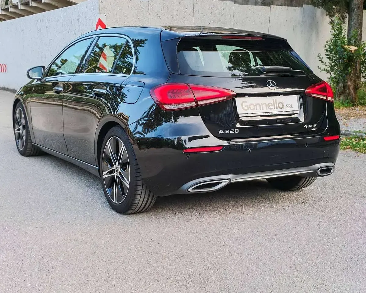 Usata Mercedes A220 190 CV (139 kW) 2019 Nero Berlina