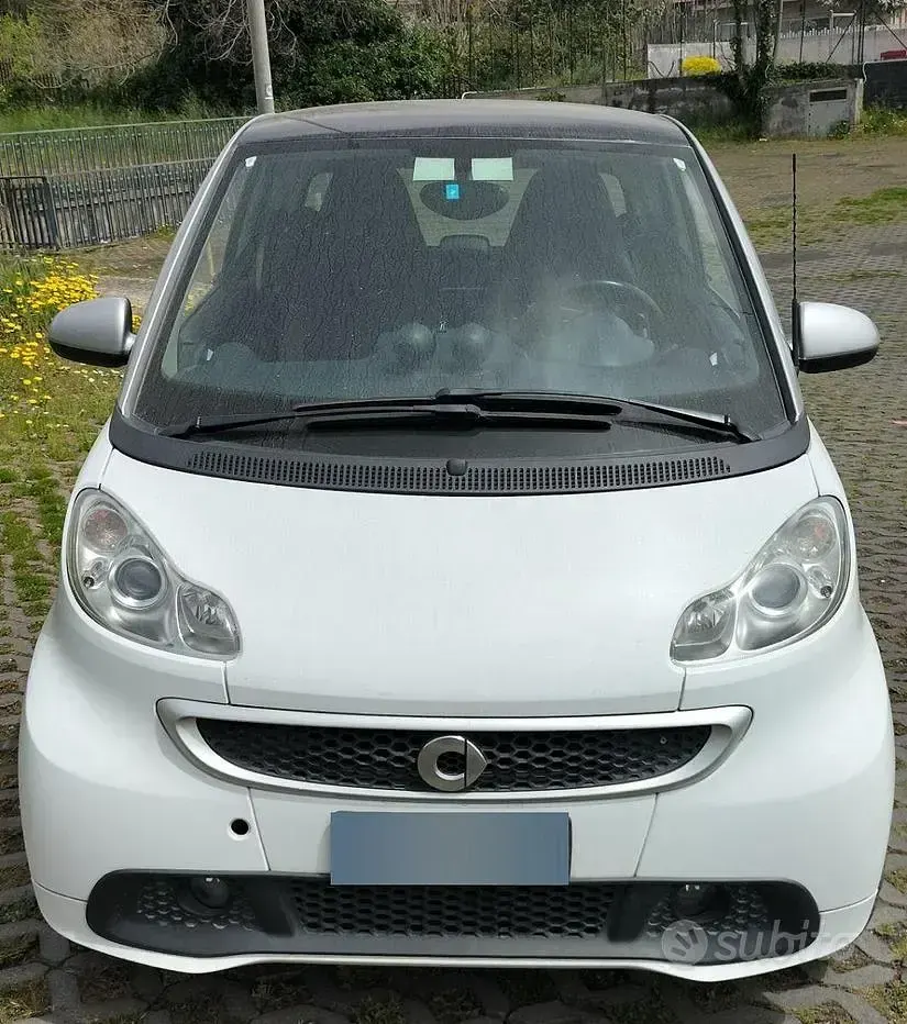 Usata Smart ForTwo Coupé 54 CV (39 kW) 2012 Bianco Coupé
