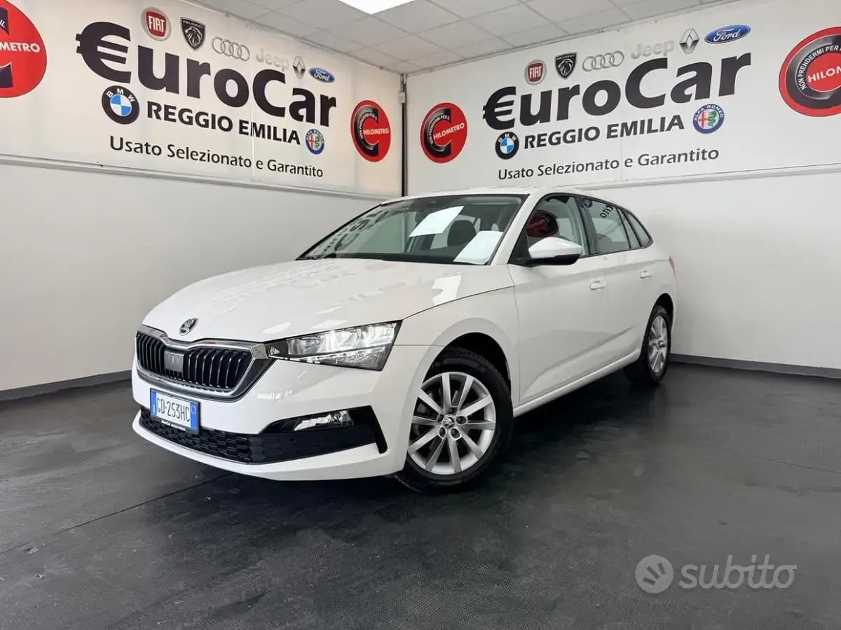 Usata Skoda Scala Ambition 116 CV (85 kW) 2020 Bianco Utilitaria
