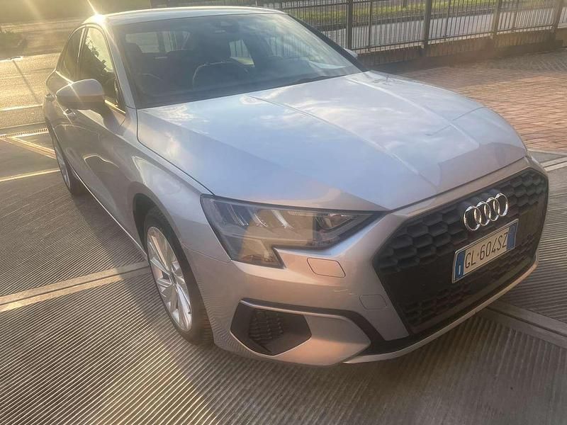 Usata Audi A3 Business 116 CV (85 kW) 2022 Argento Berlina