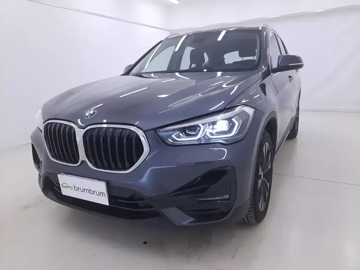 Usata BMW X1 Sport Line 190 CV (139 kW) 2022 Grigiogrigio SUV