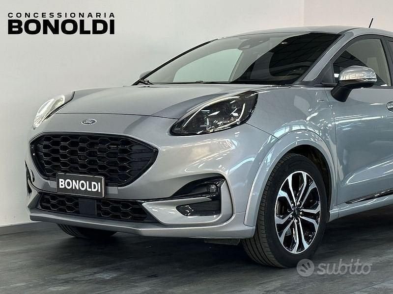 Usata Ford Puma ST-Line 125 CV (91 kW) 2021 Grigio SUV