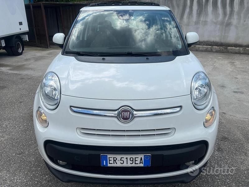 Usata Fiat 500 Lounge 105 CV (77 kW) 2013 Bianco Monovolume