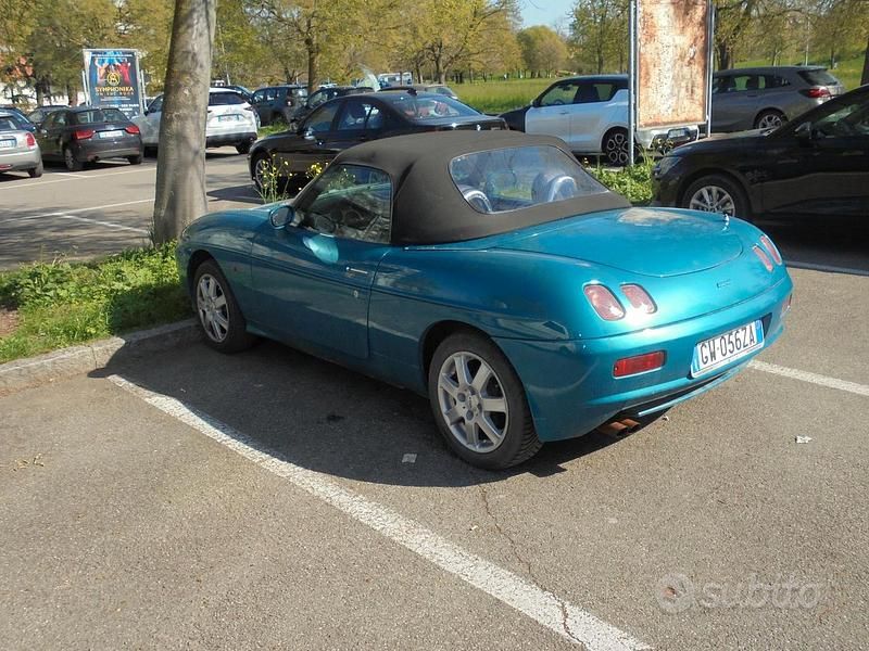 Usata Fiat Barchetta 131 CV (96 kW) 1997 Blu Cabrio