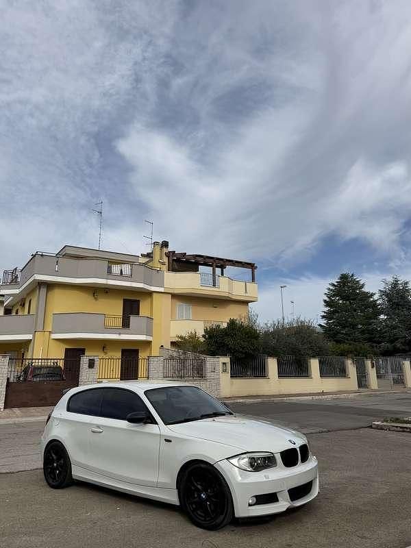 Usata BMW 118 M Sport 143 CV (105 kW) 2010 Utilitaria