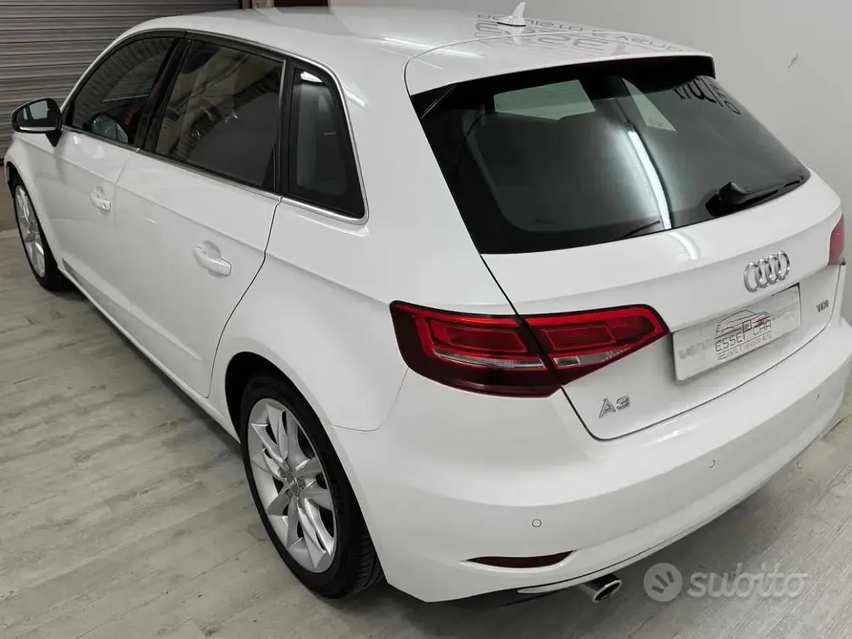 Usata Audi A3 Design 110 CV (80 kW) 2016 Bianco Berlina