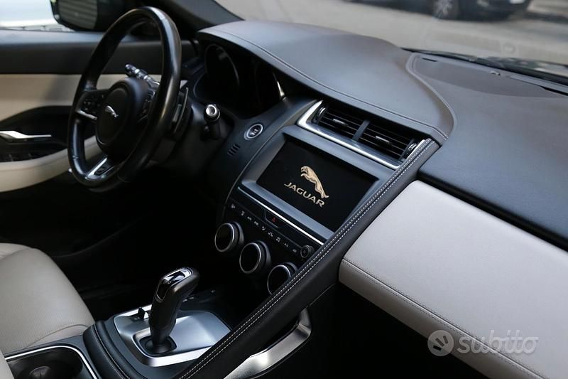 Usata Jaguar E-Pace R-Dynamic 241 CV (177 kW) 2020 Nero SUV