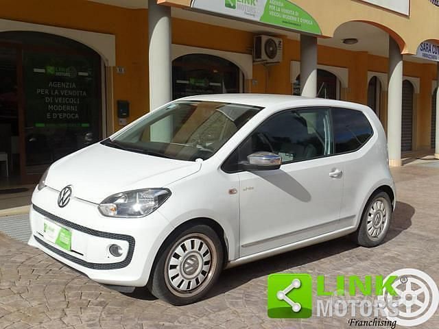 Bianco Usata 2012 VW up! Due volumi | 5000 € (Buon prezzo) - Immagine 1/4
