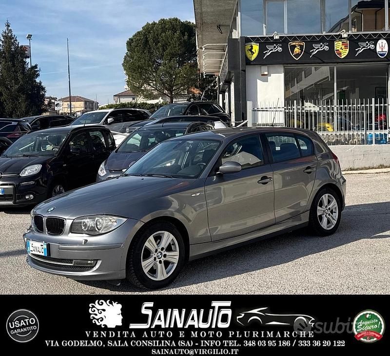 Usata BMW 118 143 CV (105 kW) 2009 Grigio Utilitaria