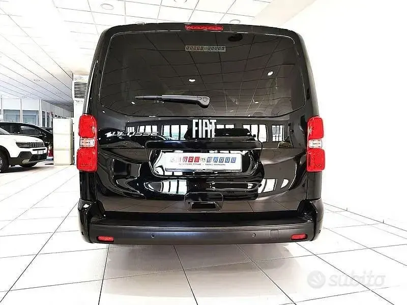 Usata Peugeot Traveller Business-Line 180 CV (132 kW) 2025 Nero Monovolume