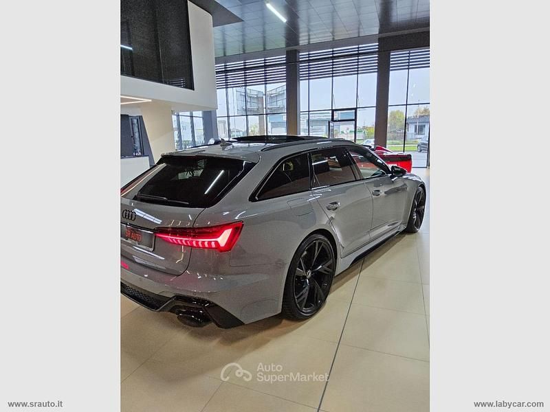 Usata Audi RS6 600 CV (441 kW) 2020 Grigio Station wagon