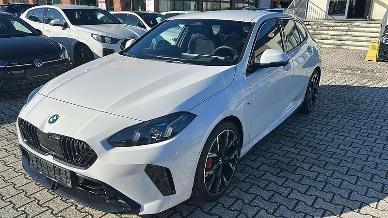 Usata BMW 120 M Sport 170 CV (125 kW) 2025 Bianco Utilitaria
