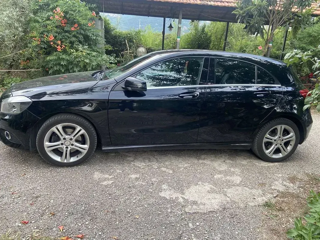 Usata Mercedes A220 Night 170 CV (125 kW) 2015 Utilitaria