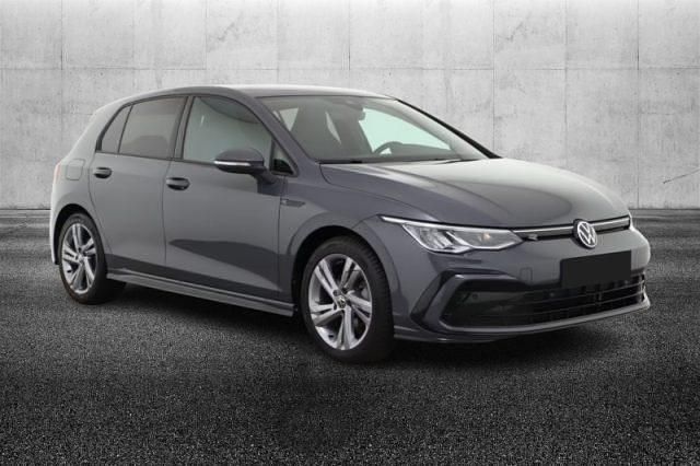 Usata VW Golf VIII R-line 150 CV (110 kW) 2023 Grigio