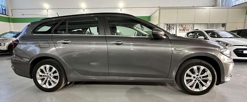 Usata Fiat Tipo Business 120 CV (88 kW) 2020 Grigio Station wagon