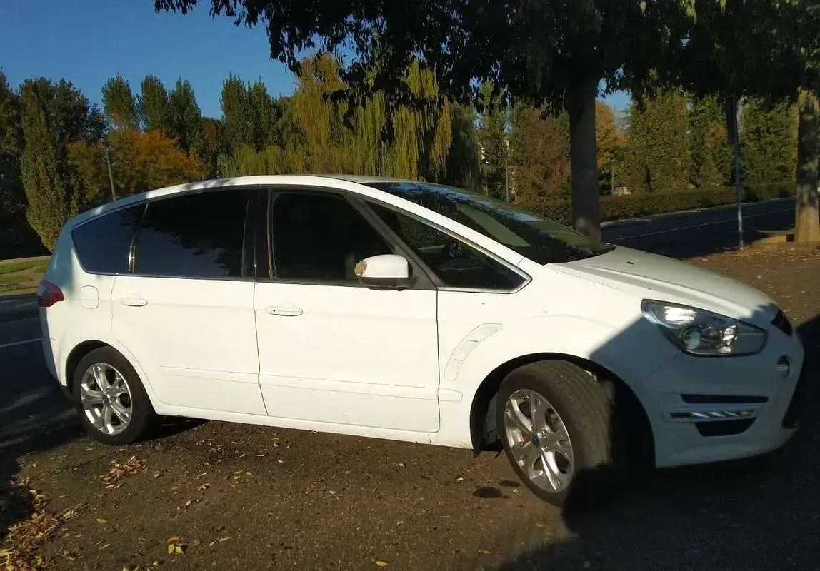 Usata Ford S-MAX Titanium 200 CV (147 kW) 2012 Bianco Monovolume