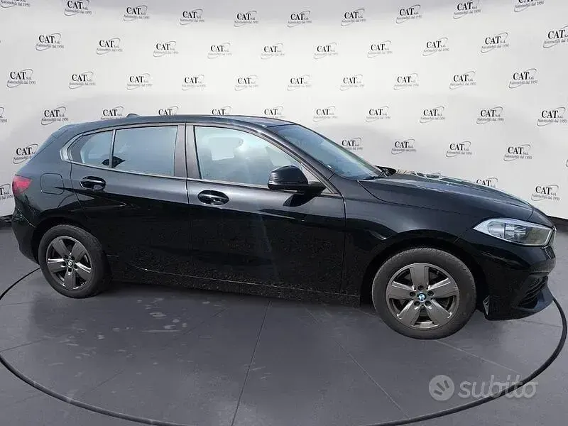 Usata BMW 118 Advantage 150 CV (110 kW) 2021 Nero Berlina