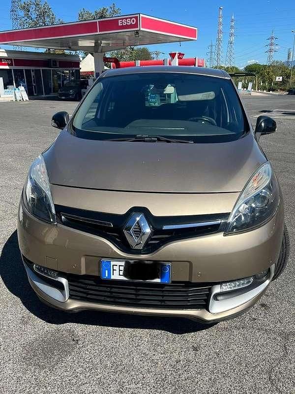 Beige Usata 2016 Renault Scénic III LIMITED Monovolume | 8500 € (Cara) - Immagine 1/4