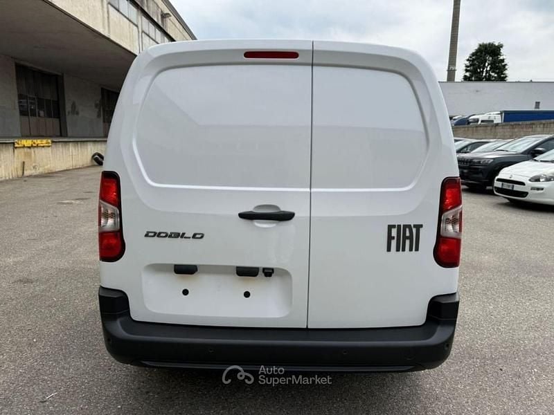 Nuova Fiat Doblò 102 CV (75 kW) 2025 Bianco(met.) Monovolume