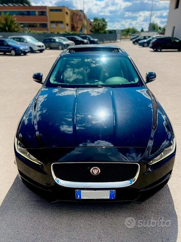 Usata Jaguar XE Prestige 180 CV (132 kW) 2015 Nero Berlina