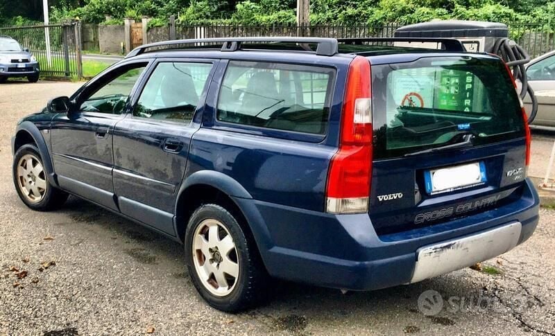 Usata Volvo XC70 200 CV (147 kW) 2007 Blu SUV