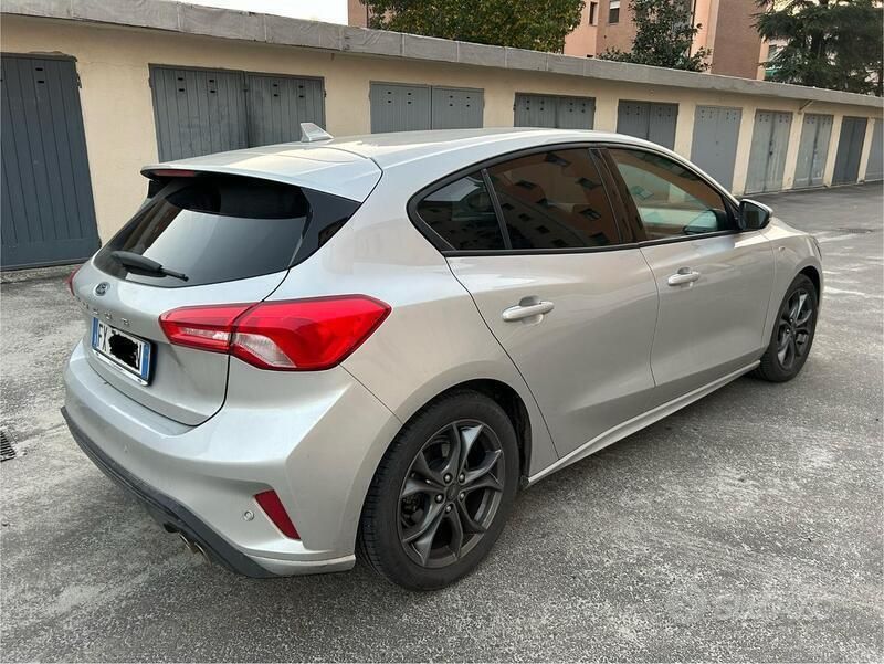 Usata Ford Focus ST-Line 125 CV (91 kW) 2019 Utilitaria