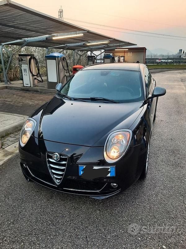 Usata Alfa Romeo MiTo 85 CV (62 kW) 2015 Nero Utilitaria