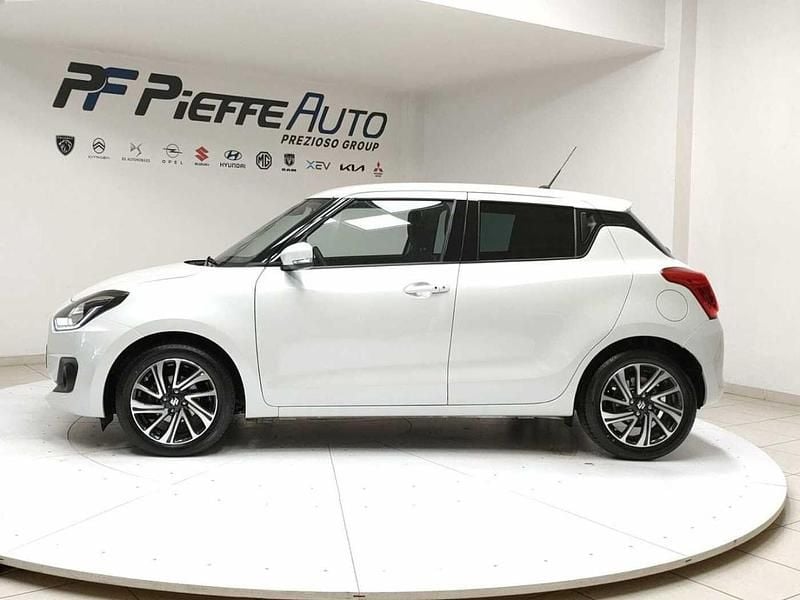 Käytetty Suzuki Swift 82 HP (60 kW) 2024 Valkoinen Viistoperä