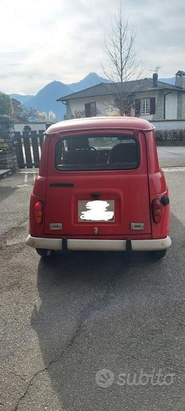 Usata Renault R4 34 CV (25 kW) 1986 Rosso Berlina