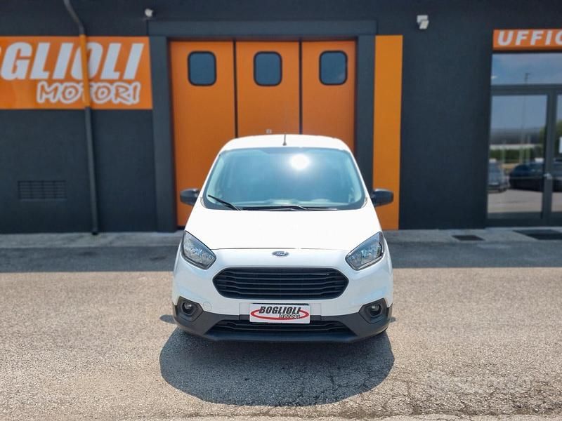 Usata Ford Transit 100 CV (73 kW) 2022 Bianco Berlina