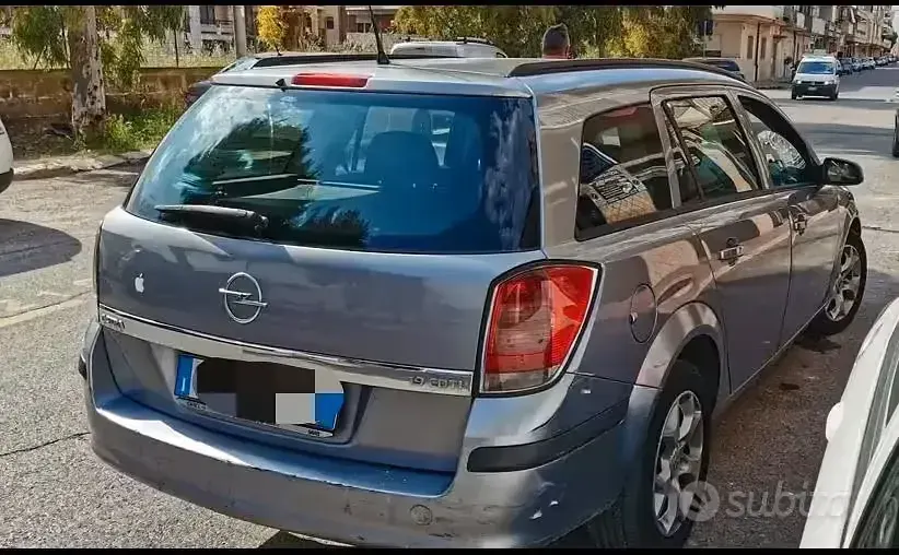 Usata Opel Astra S 120 CV (88 kW) 2006 Grigio Station wagon