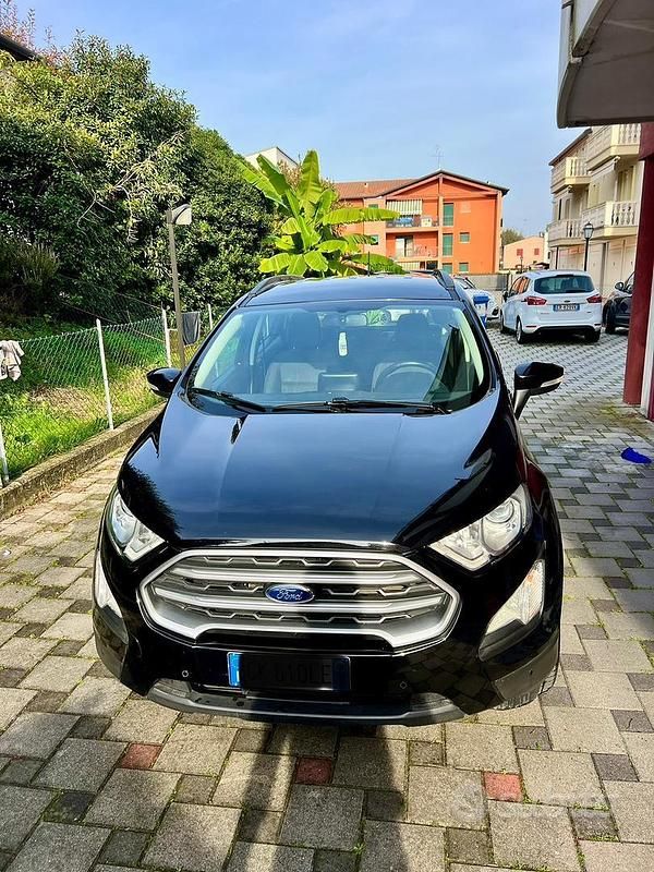 Nero Usata 2019 Ford Ecosport SUV | 10.500 € (Buon prezzo) - Immagine 1/4