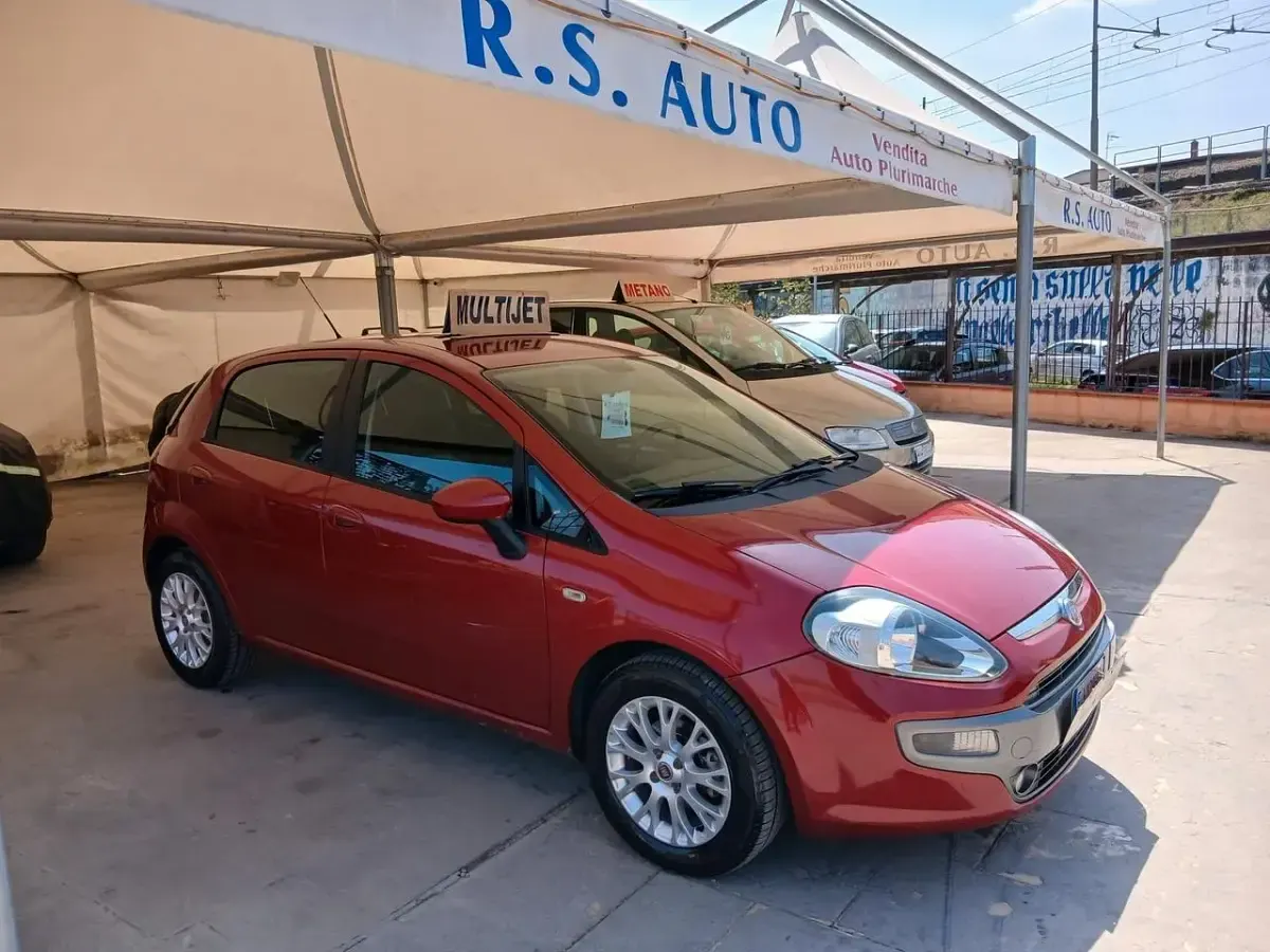 Usata Fiat Punto Evo 75 CV (55 kW) 2011 Rosso Utilitaria